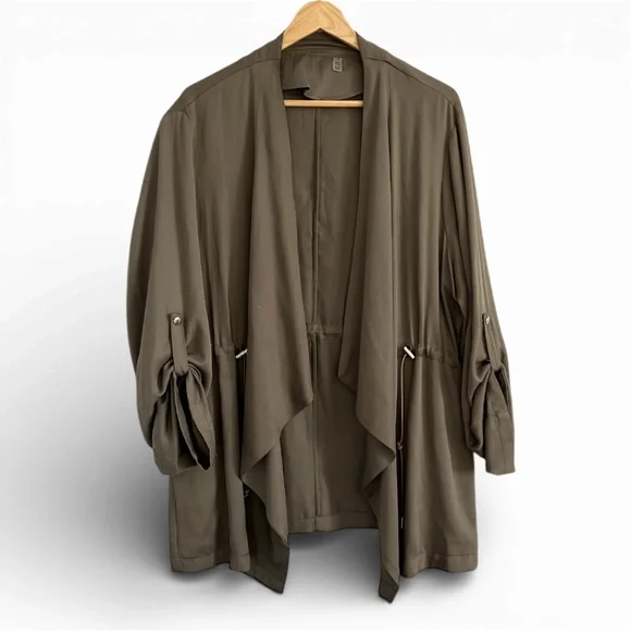 Motion Women’s Olive Waterfall Jacket - Picture 1 of 3